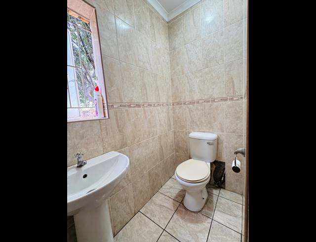 3 BEDROOM FREESTANDING FOR SALE IN BEN FLEUR
